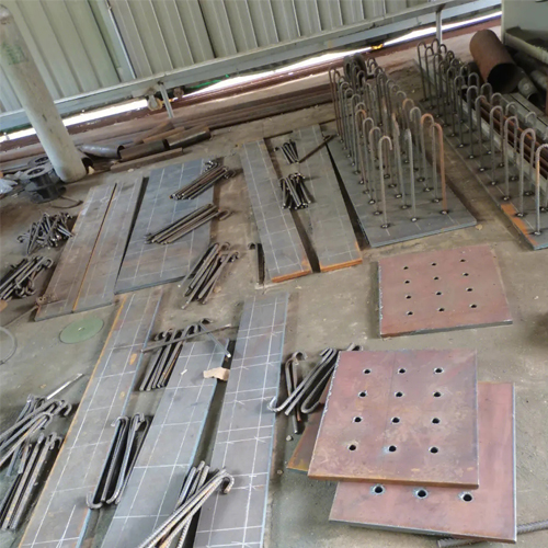 有哪些其他因素会影响湛江预埋件位置的确定？